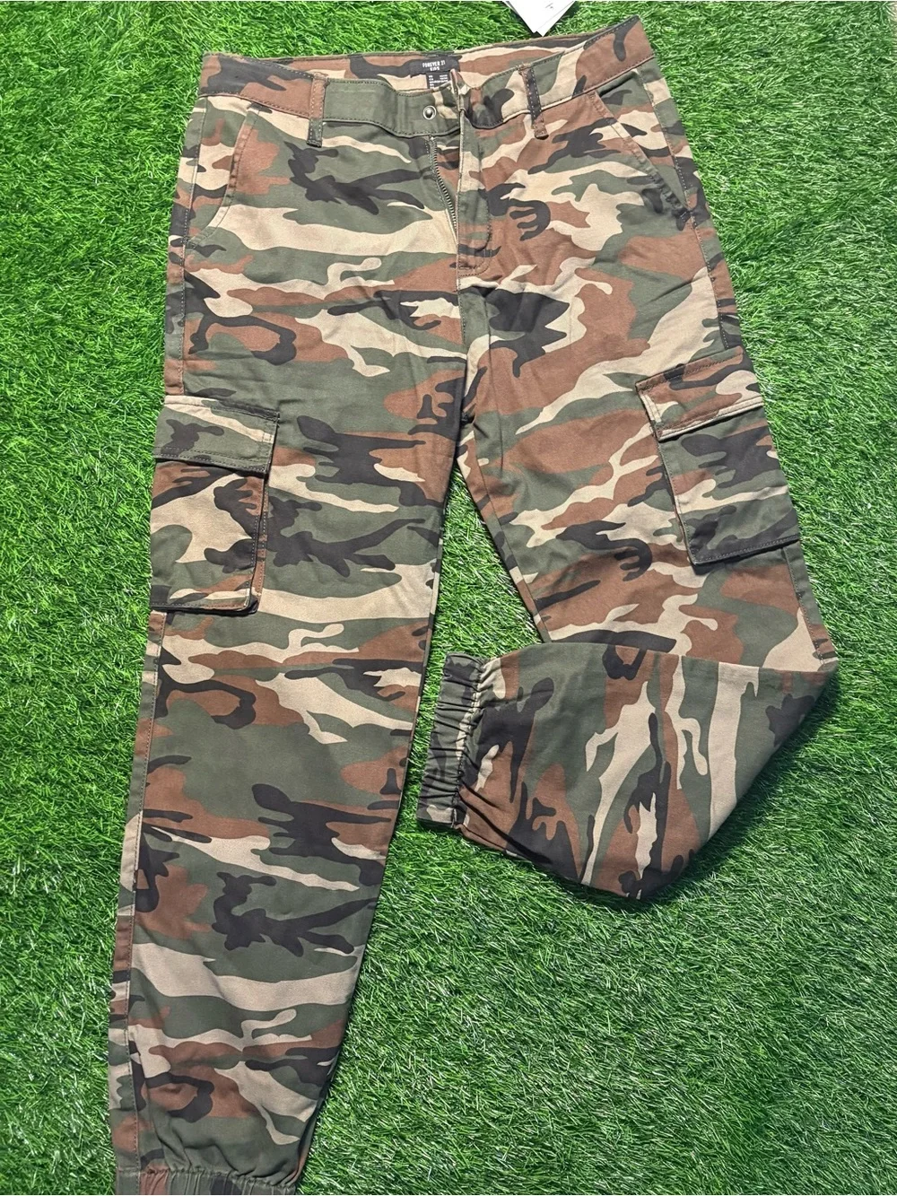 Kid's Camouflage Cargo Jogger Pants - Green Camo